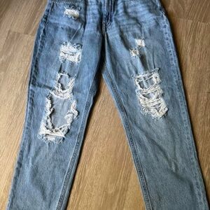 Aeropostale Mom Jeans size 6